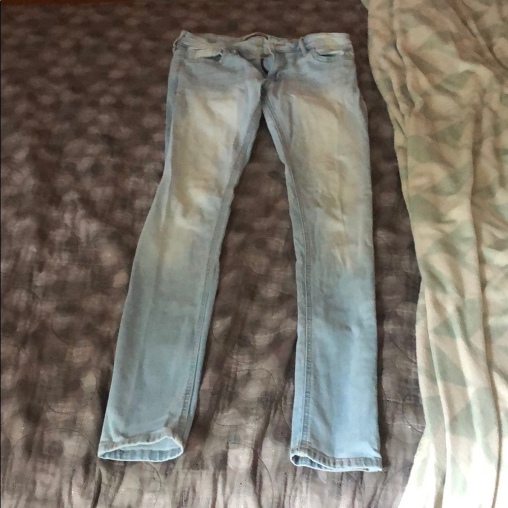 Light-wash Jeans
